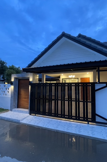 Chalong, Mueang Phuket, Phuket, 3 Bedrooms Bedrooms, ,3 BathroomsBathrooms,House,For Sale,1055