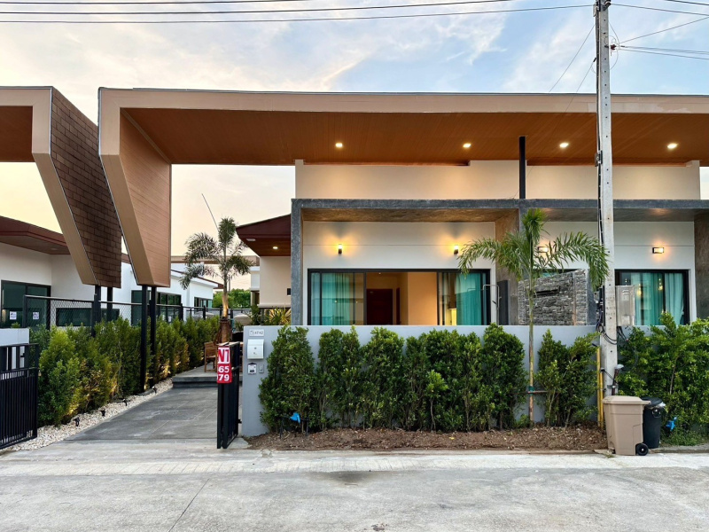 Chalong, Mueang Phuket, Phuket, 2 Bedrooms Bedrooms, ,2 BathroomsBathrooms,Villa,For Rent,1077