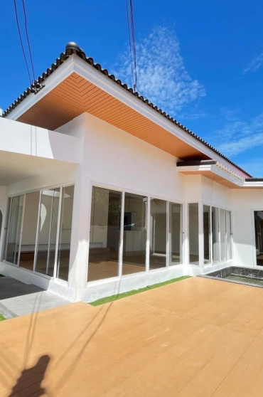 Ko Kaeo, Mueang Phuket, Phuket, 3 Bedrooms Bedrooms, ,3 BathroomsBathrooms,House,For Sale,1108