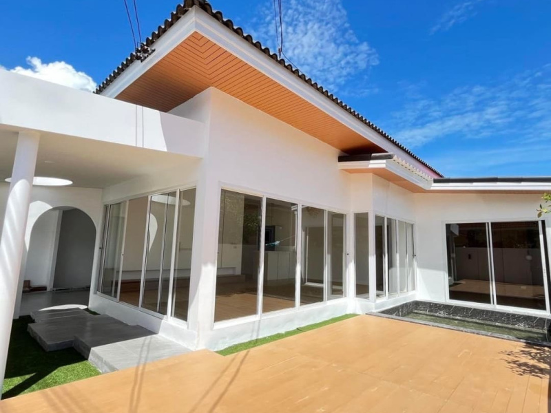 Ko Kaeo, Mueang Phuket, Phuket, 3 Bedrooms Bedrooms, ,3 BathroomsBathrooms,House,For Sale,1108
