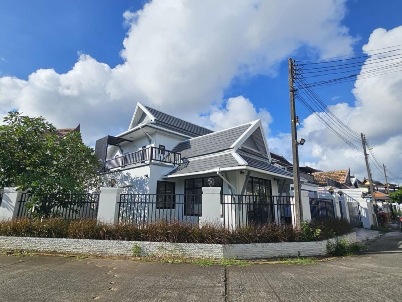 Chalong, Mueang Phuket, Phuket, 4 Bedrooms Bedrooms, ,4 BathroomsBathrooms,Villa,For Sale,1132