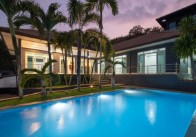 Rawai, Mueang Phuket, Phuket, 5 Bedrooms Bedrooms, ,5 BathroomsBathrooms,Villa,For Sale,1135