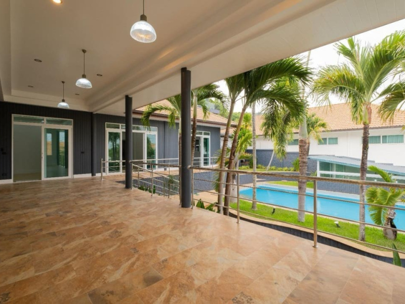 Rawai, Mueang Phuket, Phuket, 5 Bedrooms Bedrooms, ,5 BathroomsBathrooms,Villa,For Sale,1135