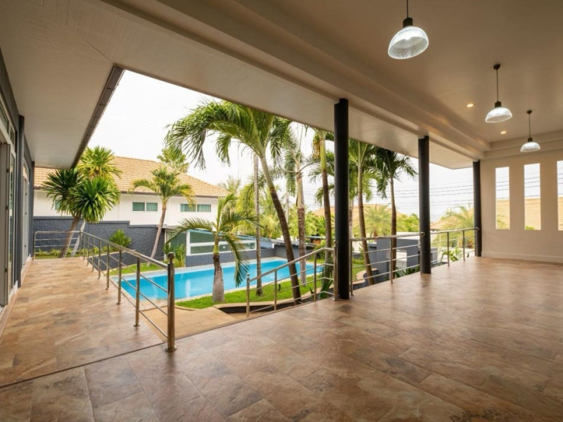 Rawai, Mueang Phuket, Phuket, 5 Bedrooms Bedrooms, ,5 BathroomsBathrooms,Villa,For Sale,1135