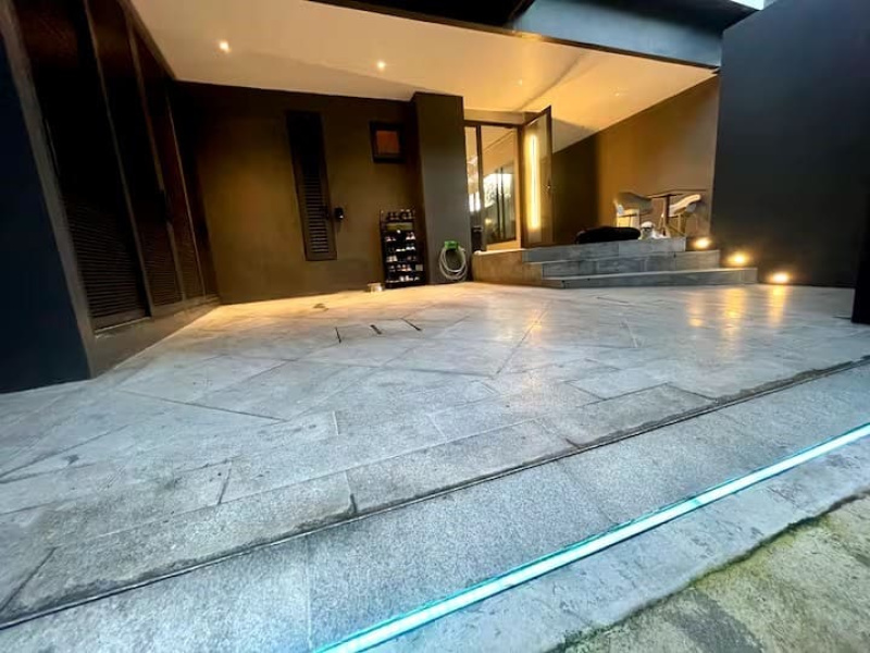 Rawai, Mueang Phuket, Phuket, 4 Bedrooms Bedrooms, ,4 BathroomsBathrooms,Villa,For Sale,1140
