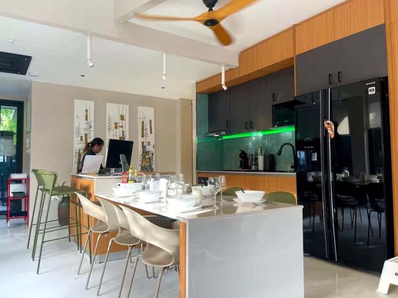 Rawai, Mueang Phuket, Phuket, 4 Bedrooms Bedrooms, ,4 BathroomsBathrooms,Villa,For Sale,1140