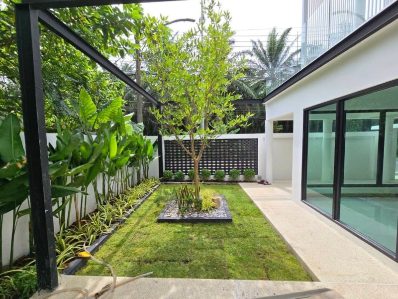 Ko Kaeo, Mueang Phuket, Phuket, 4 Bedrooms Bedrooms, ,4 BathroomsBathrooms,House,For Sale,1152