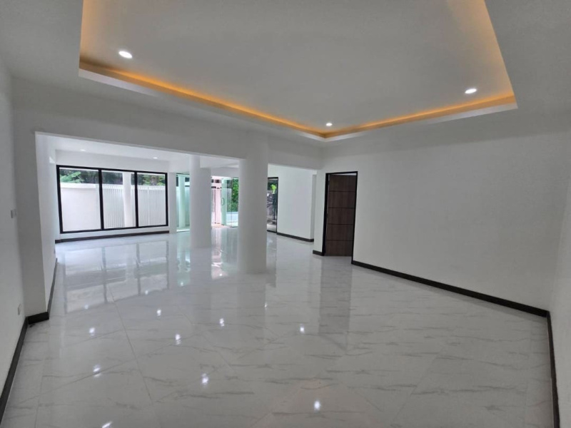 Ko Kaeo, Mueang Phuket, Phuket, 4 Bedrooms Bedrooms, ,4 BathroomsBathrooms,House,For Sale,1152
