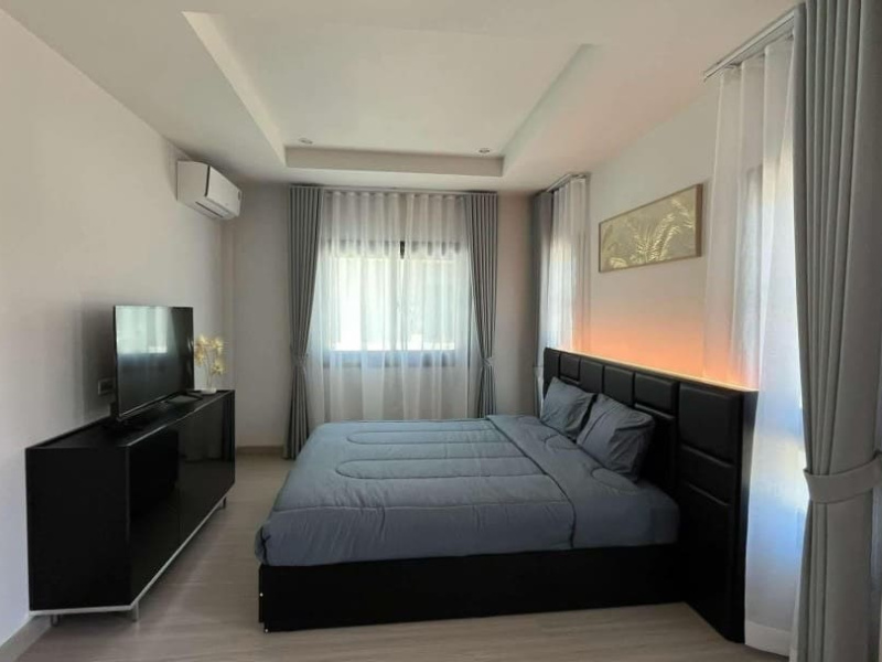 Supalai Lake Ville Phuket, Ko Kaeo, Mueang Phuket, Phuket, 4 Bedrooms Bedrooms, ,3 BathroomsBathrooms,House,For Rent,Supalai Lake Ville Phuket,1188