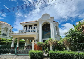 Ko Kaeo, Mueang Phuket, Phuket, 3 Bedrooms Bedrooms, ,3 BathroomsBathrooms,House,For Rent,1031