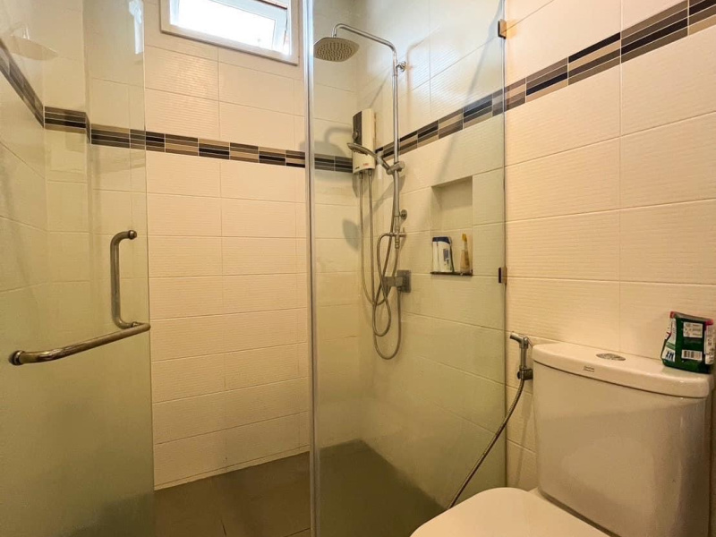 Ratsada, Mueang Phuket, Phuket, 3 Bedrooms Bedrooms, ,4 BathroomsBathrooms,House,For Sale,1033