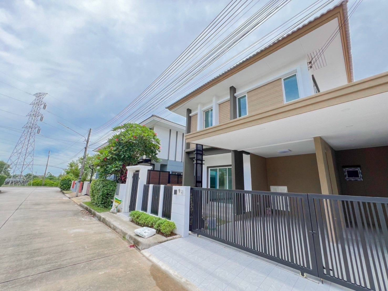 Ko Kaeo, Mueang Phuket, Phuket, 3 Bedrooms Bedrooms, ,2 BathroomsBathrooms,House,For Sale,1037