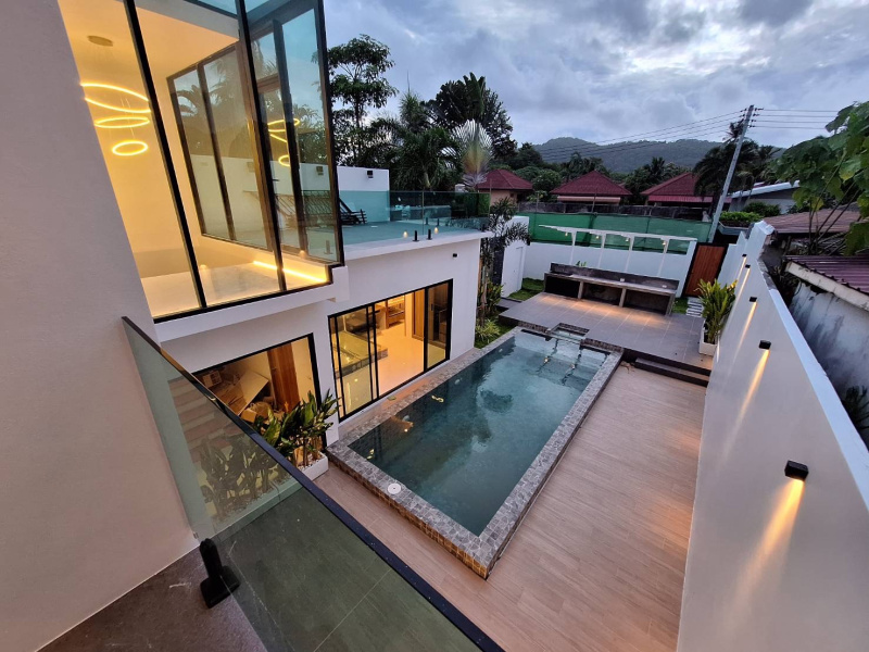 Rawai, Mueang Phuket, Phuket, 3 Bedrooms Bedrooms, ,4 BathroomsBathrooms,Villa,For Sale,1038