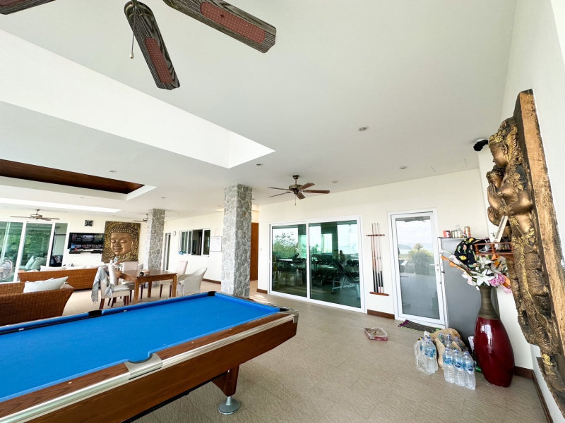 Cheong Thale, Thalang, Phuket, 5 Bedrooms Bedrooms, ,6 BathroomsBathrooms,Villa,For Sale,1044